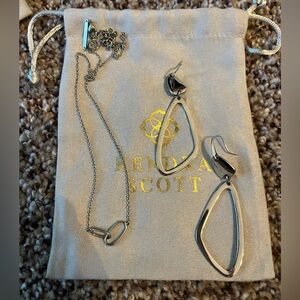 Kendra Scott Set